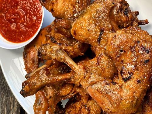 resto di tajur bogor Ayam Goreng Trolok