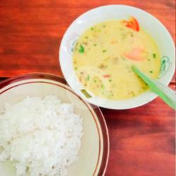 Nasi Soto Kuning Ayam