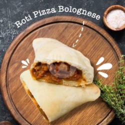 Pizza Lipat Bolognese