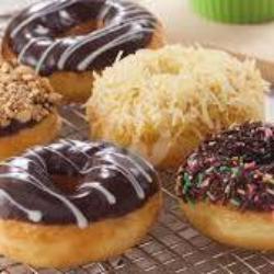 Donat Box Isi 3