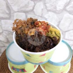 Nasi Rames Padang Rendang Suwir