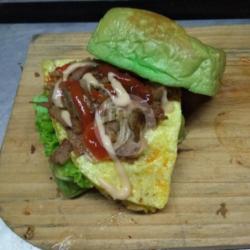 Roti Bakar (sandwich) Smoked Beef Telor