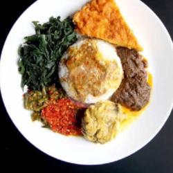 Nasi Padang Gulai Otak Sapi