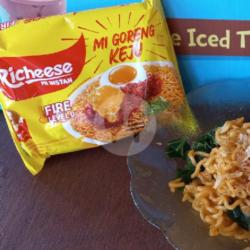 Mi Goreng Keju Richeese