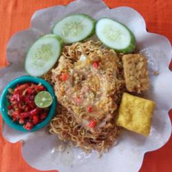 Promo Paket Mie Goreng Ayam Geprek Komplit