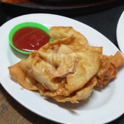 Pangsit Goreng Daging Ayam