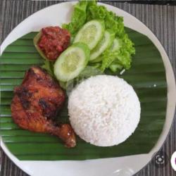 Ayam Bakar Lada Hitam  Nasi Ngaciiir