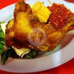 Ayam Goreng (dada / Paha)
