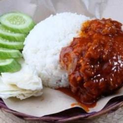 Spacy Chicken Breats Lava   Nasi