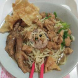 Mie Pangsit Ceker