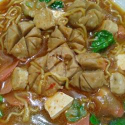 Seblak Sosis Full Bakso