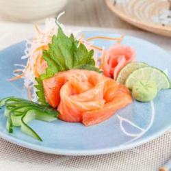 Salmon Sashimi