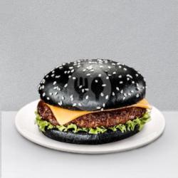 Black Cheese Burger