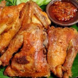 Ayam Goreng Kuning