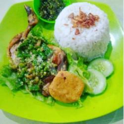 Paket Ayam Penyet Dada Sambal Hijau