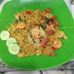 Mie Goreng Ampela