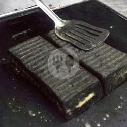 Roti Bakar Si Hitam Tiramisu Chruncy