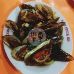 Kerang Ijo Saos Padang