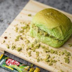 Roti Kukus / Panggang Kitkat Greentea