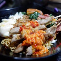 Indomie Hot Topping Taichan - Goreng