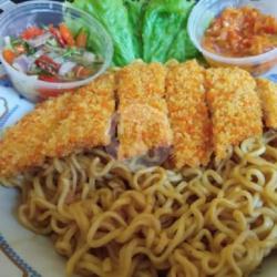 Mie Chicken Katsu Sambal Matah Khas Bali