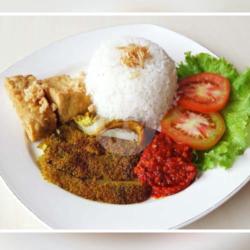 Nasi Uduk Babat Goreng