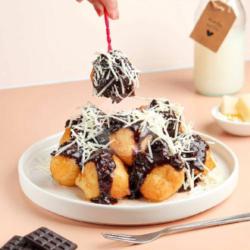 Loukoumades Chocolate Classic