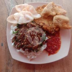 Nasi Pecel Telur Tempe Tahu