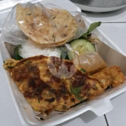 Nasi Pecel Telur Dadar Padang Enak