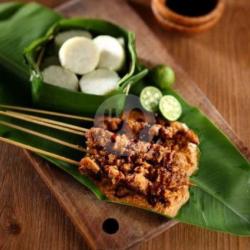 Sate Ayam   Lontong Bumbu Kecap