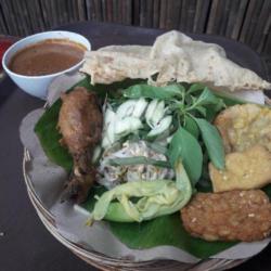 Pecel Sayur   Ayam Goreng