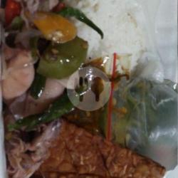 Nasi Cumi Pelangi