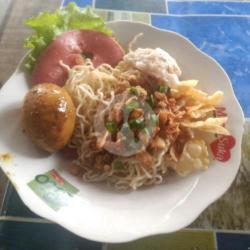 Mie Pedas Nampol   Telur