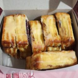 Roti Bakar Bandung Coklat - Blueberry