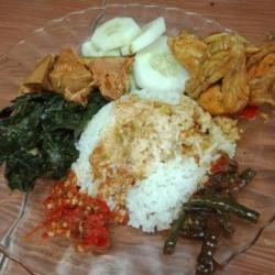 Nasi Ayam Gulai