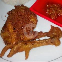 Ayam Pejantan Goreng   Kluban