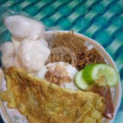 Nasi Uduk Telor Dadar Gurih