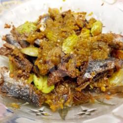 Sambal Ijo Ikan Asin Pete