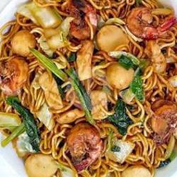 Mie Goreng Super (ayam   Udang   Cumi)