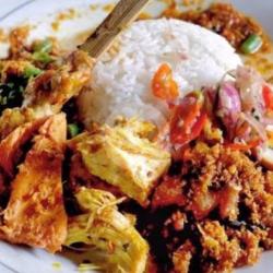 Nasi Campur Daging