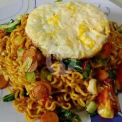 Mie Setan