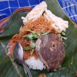 Nasi Pecel Paru Sapi