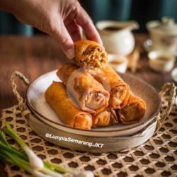 10 Pcs Lumpia Semarang Goreng