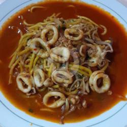 Mie Kuah Cumi