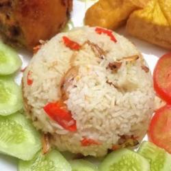 Nasi Liwet   Ayam Goreng   Tahu Tempe