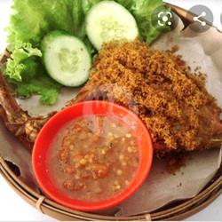 Bebek Goreng Serundeng