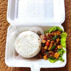 Nasi Ayam Crispy Saos Blackpaper Lada Hitam