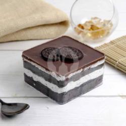 Cookies And Cream Dessert Box