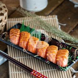 Salmon Aburi Mentai Set