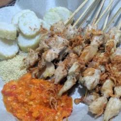 Sate Taichan Lontong